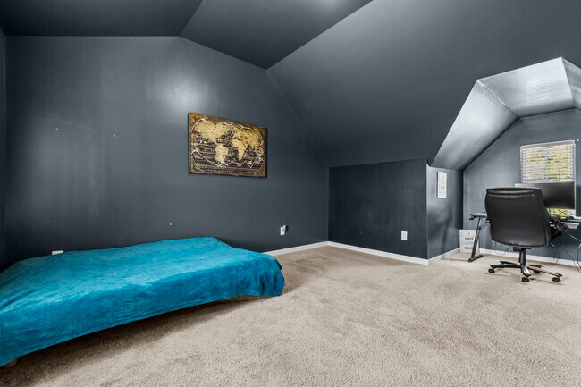 Building Photo - Raeford home