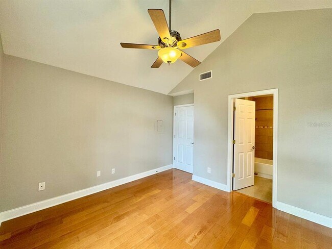 Building Photo - 8615 Mallard Reserve Dr