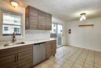 Building Photo - 31 Reservoir St