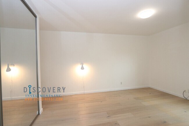 Building Photo - Chic Piedmont Pines Three Bedroom Home Coming Soon!