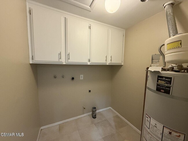 Building Photo - 4496 Lubbock Dr