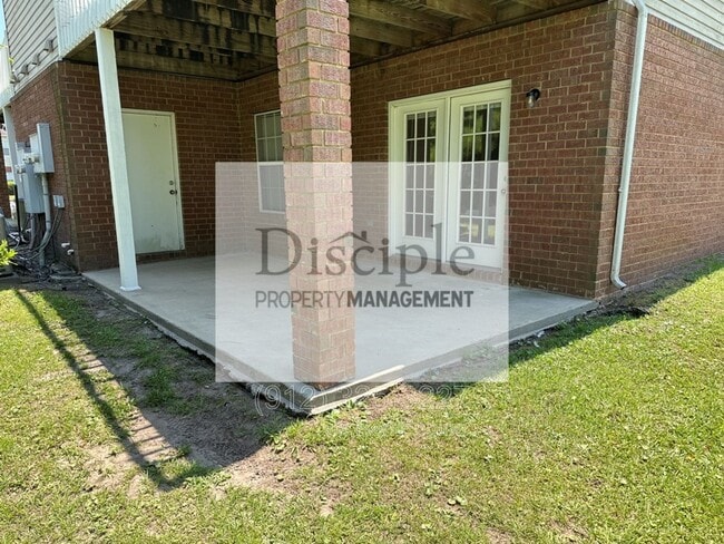 Building Photo - 225 Magnolia Plantation Ct