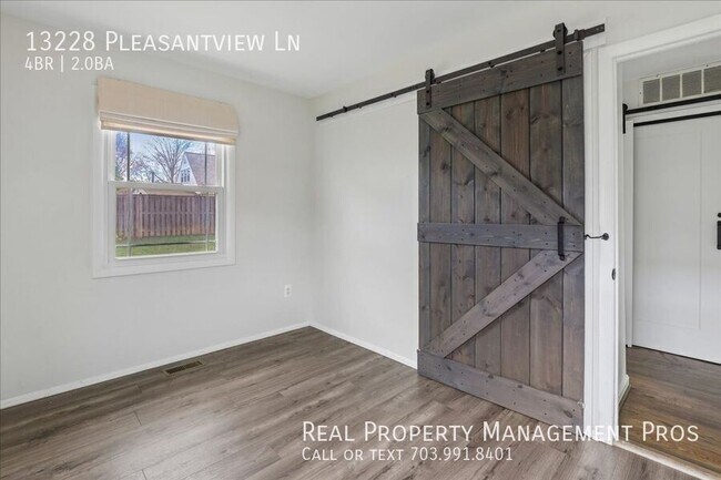 Building Photo - 13228 Pleasantview Ln