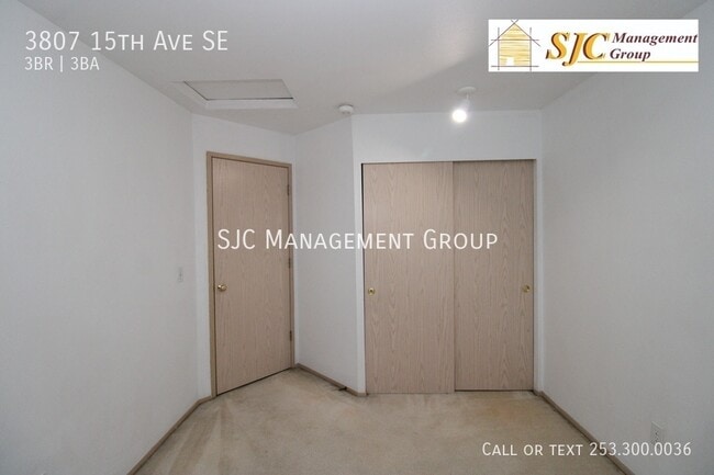 Building Photo - 3807 15th Ave SE