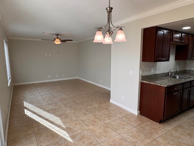 Building Photo - 43376 Cook St