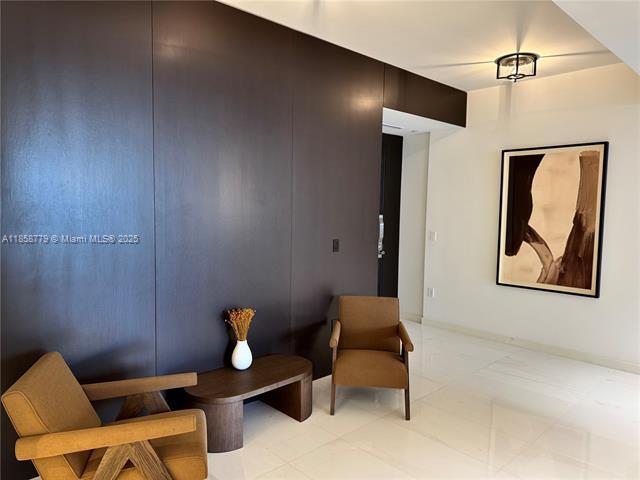 Building Photo - 300 Biscayne Boulevard Way