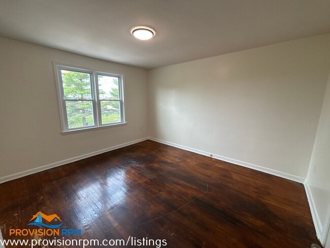 Building Photo - 1609 Riverwood Rd