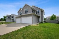 Building Photo - 77 N Park Ridge Rd