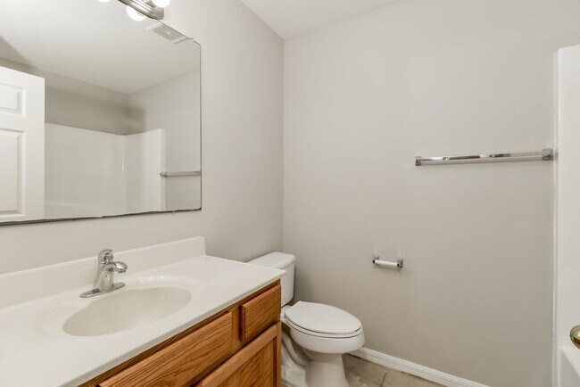 Building Photo - 30220 Birdhouse Dr