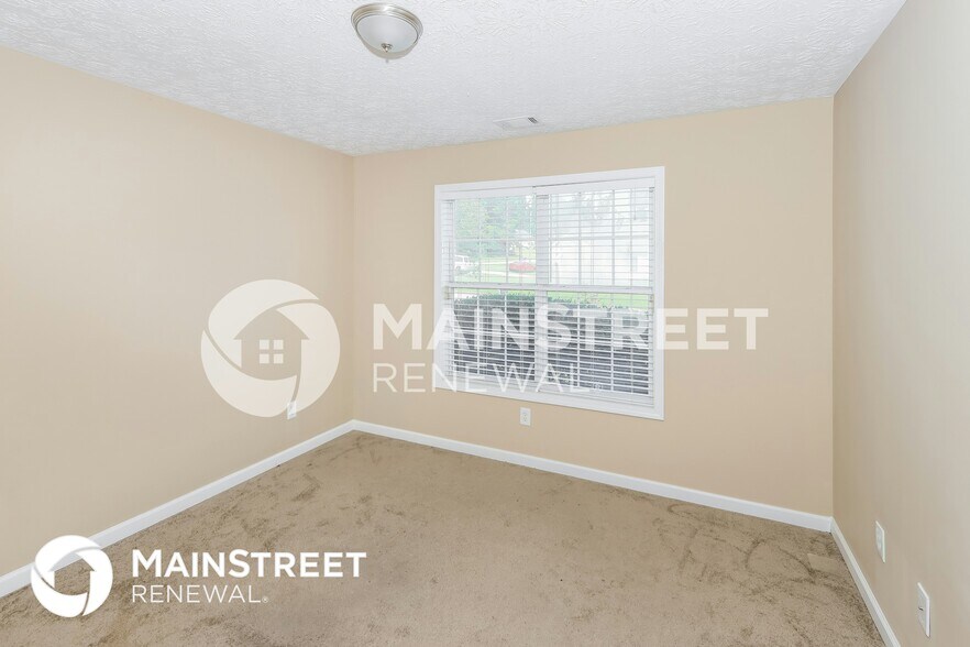 Building Photo - 50 Spring Valley Trce