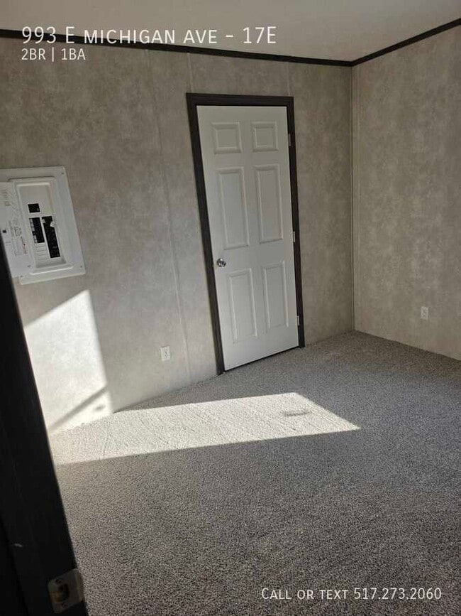 Building Photo - 993 E Michigan Ave