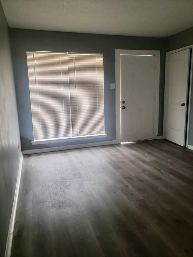 Building Photo - Newly Renovated Home For Rent