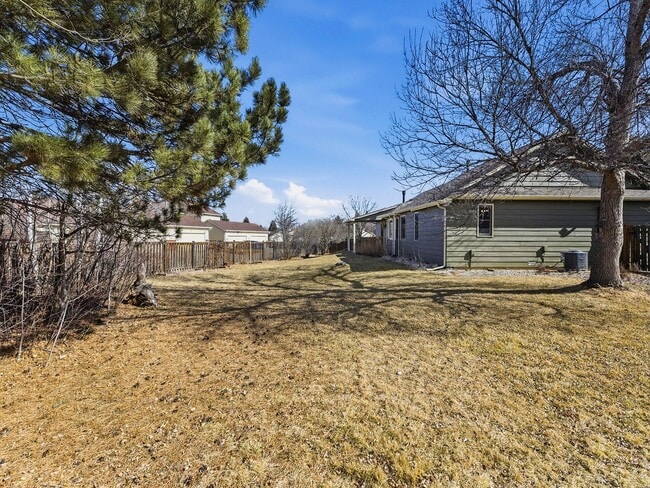 Building Photo - Beautiful Home with New Carpets, Fenced Yard, A/C, and Finished Basement!