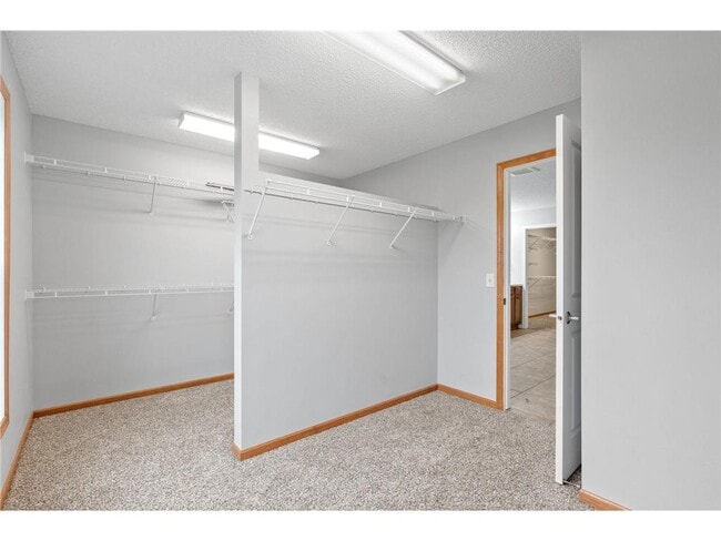 Building Photo - 2117 Vermillion Curve