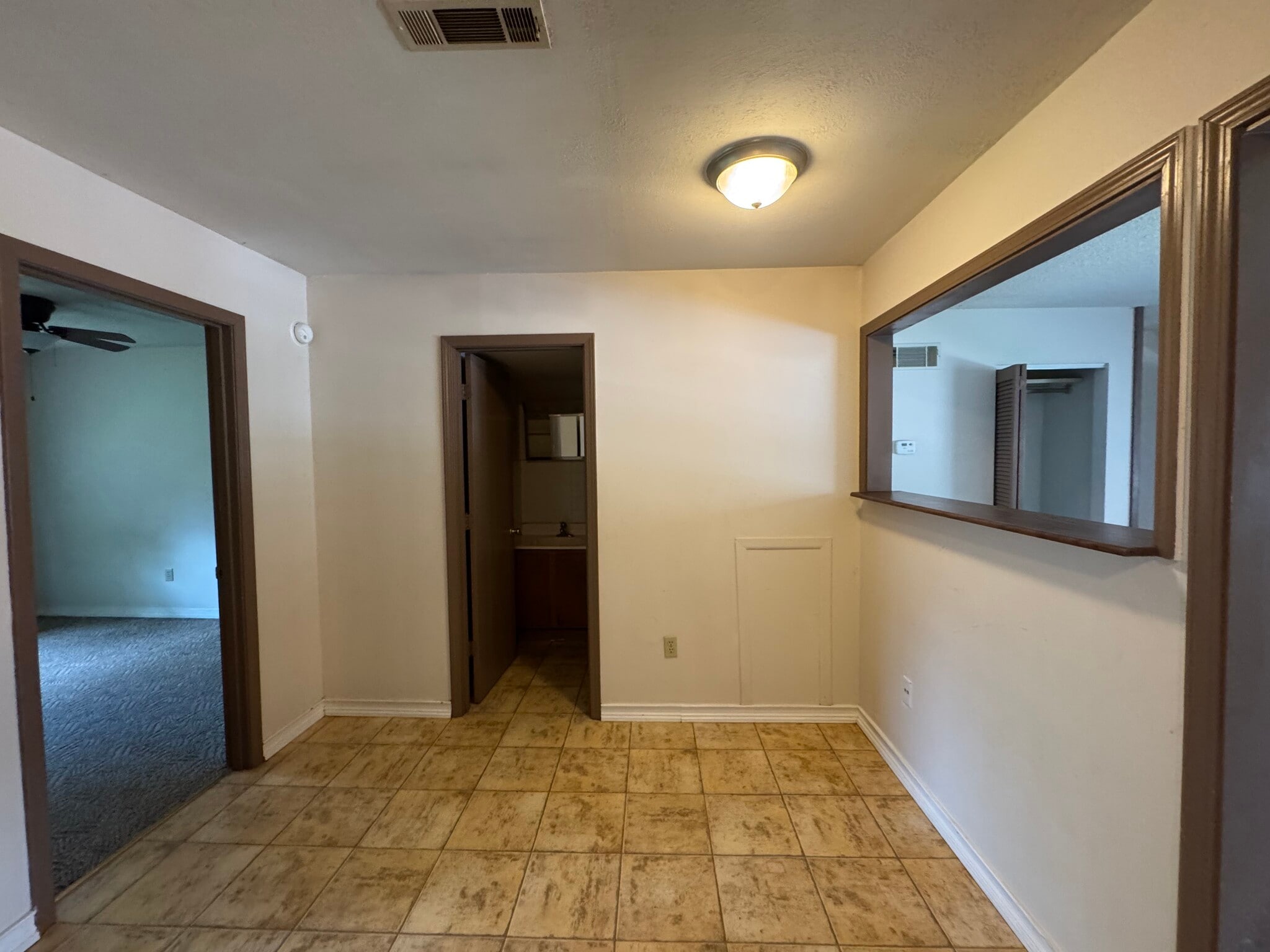 Building Photo - 105 Pelican Dr