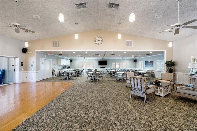 Building Photo - 740 Lake Orchid Cir
