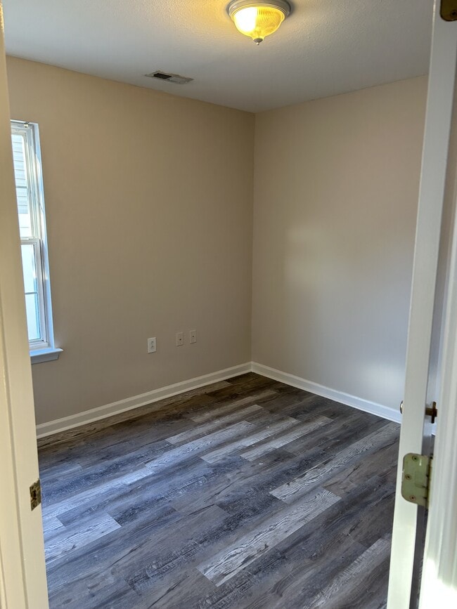 Building Photo - 2445 Whetstone Ln