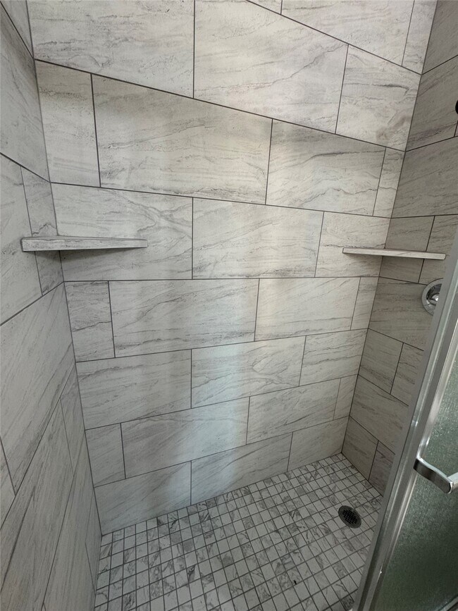 Building Photo - 2101 Maury St