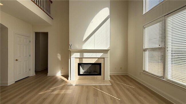 Building Photo - 4005 Lost Oak Ct
