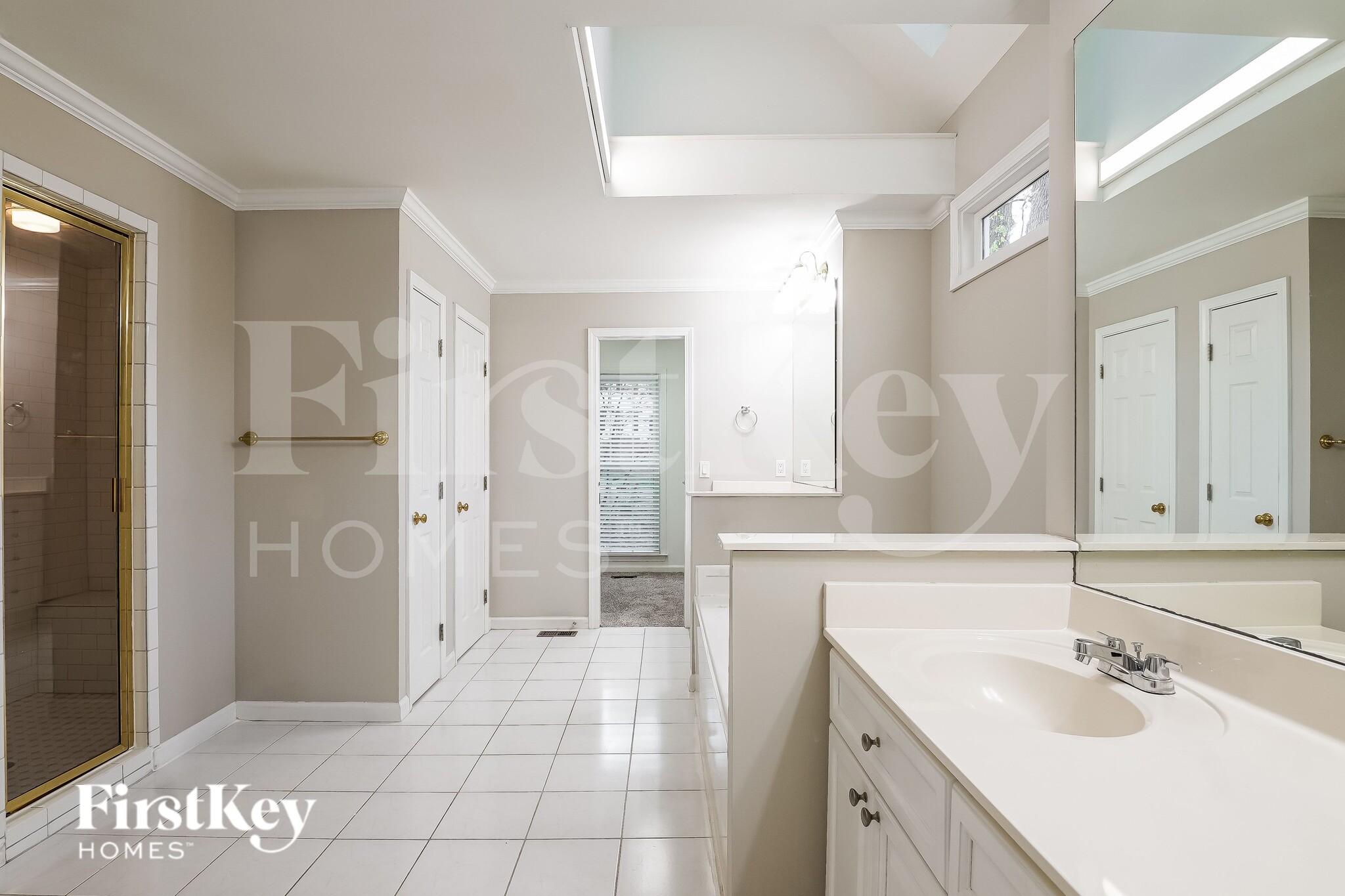 Building Photo - 5143 Colonial Park Rd