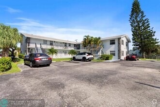 Building Photo - 1127 S Federal Hwy