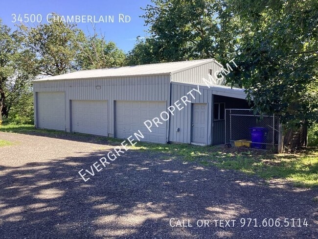 Building Photo - Private oasis with beautiful Columbia Rive...