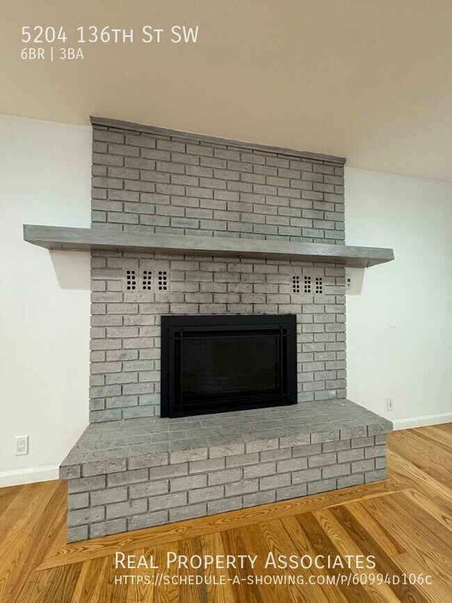Building Photo - 5204 136th St SW