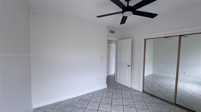Building Photo - 6090 W Flagler St