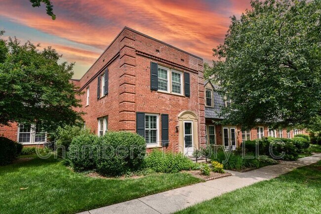 Primary Photo - 1510 S Edgewood St