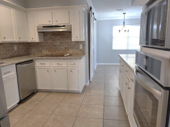 Building Photo - 16306 Congo Ln