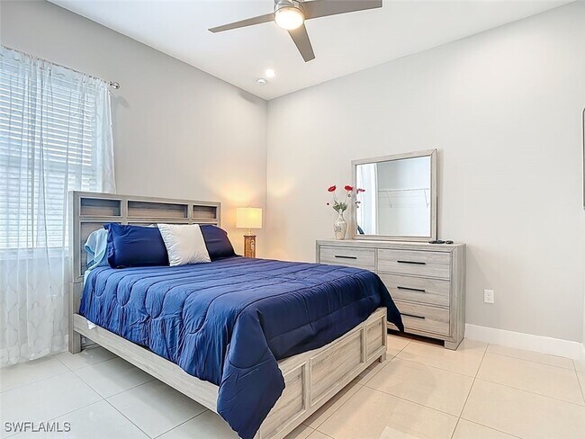 Building Photo - 1806 41st St SW