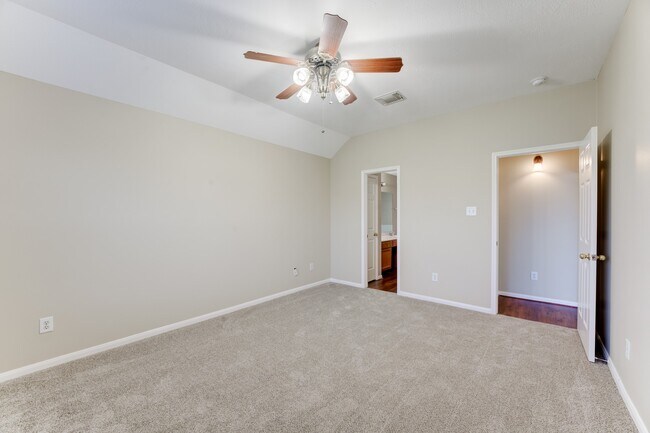 Building Photo - 21510 Juniper Meadows Dr
