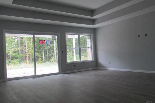 Building Photo - 7502 Accio Cv