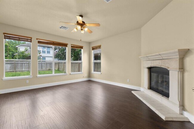 Building Photo - 10128 Channel Island Dr