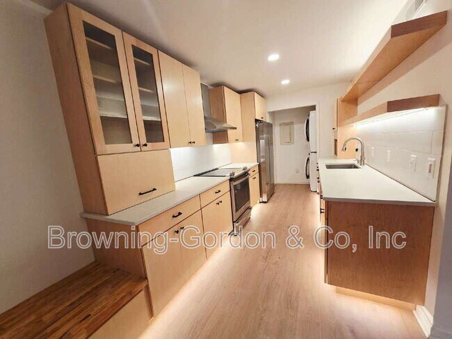 Primary Photo - 163 Brooke Castle Dr
