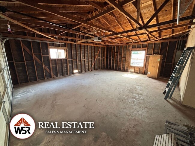 Building Photo - Fully Renovated 3BD/2BA House | Eucalyptus Ave, Moreno Valley