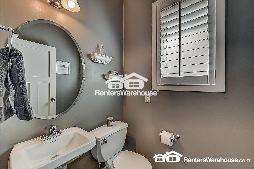 Building Photo - 8868 Whispering Oaks Trail