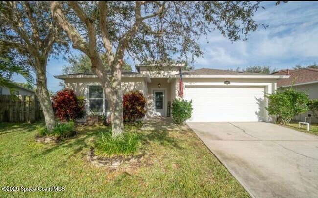 Primary Photo - 4726 Four Lakes Dr