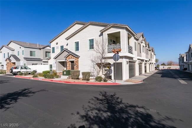 Building Photo - 545 Teovani St