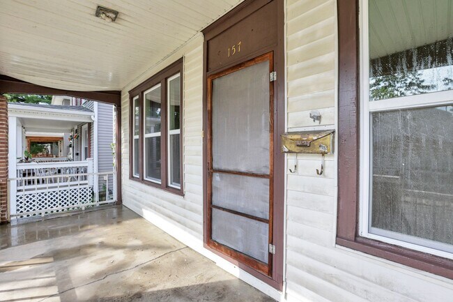 Building Photo - 157 S Eureka Ave