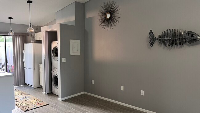 Building Photo - 2931 60th St W