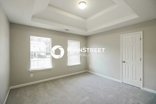 Building Photo - 4 Bedroom Pet-Friendly Home in Ellenwood, GA with Main Street Renewal