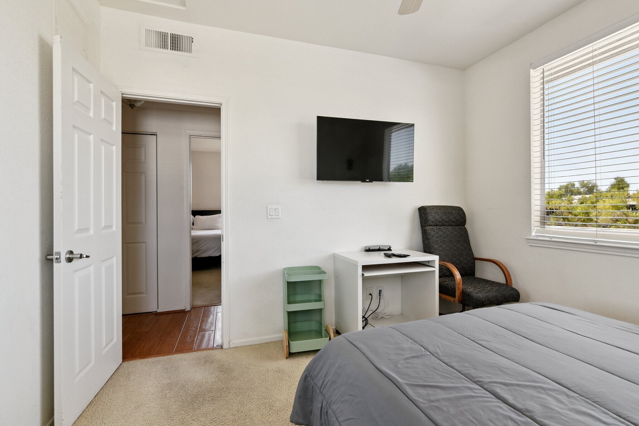 Building Photo - 7009 E Acoma Dr