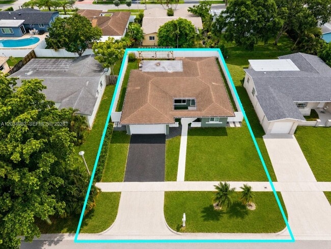 Building Photo - 8951 NW 21st St