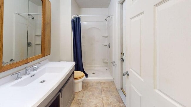 Building Photo - 329 W Indiana Ave