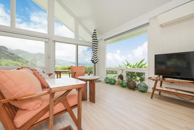 Building Photo - 51-529-529 Kamehameha Hwy