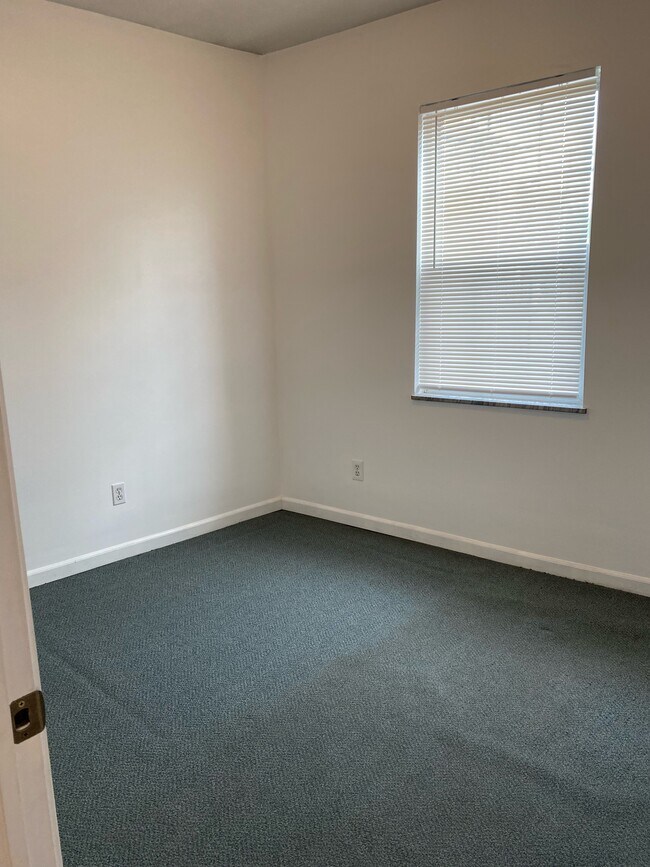 Bedroom - 434 Literary Rd