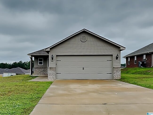 Primary Photo - 960 Brookhaven Dr
