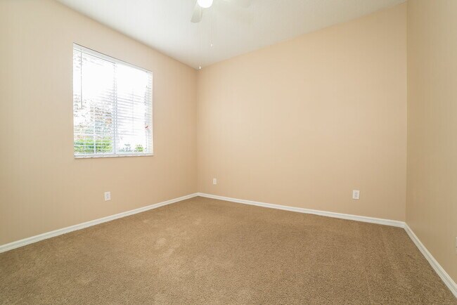 Building Photo - 2302 Abey Blanco Dr