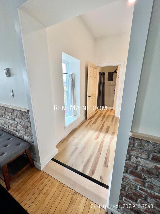 Building Photo - 113 N Lancey St